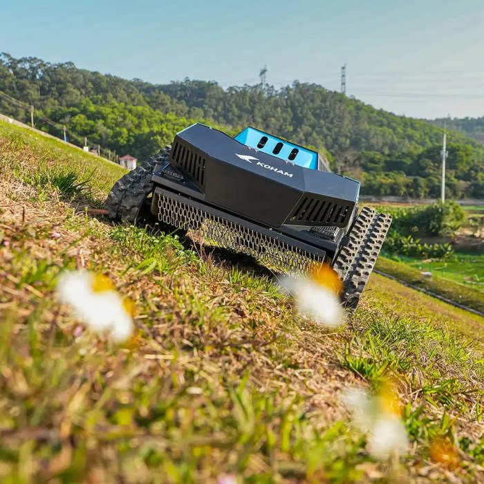 Funk-Raupenmäher KOHAM KH-LM2427B – 68,5 cm Schnittbreite