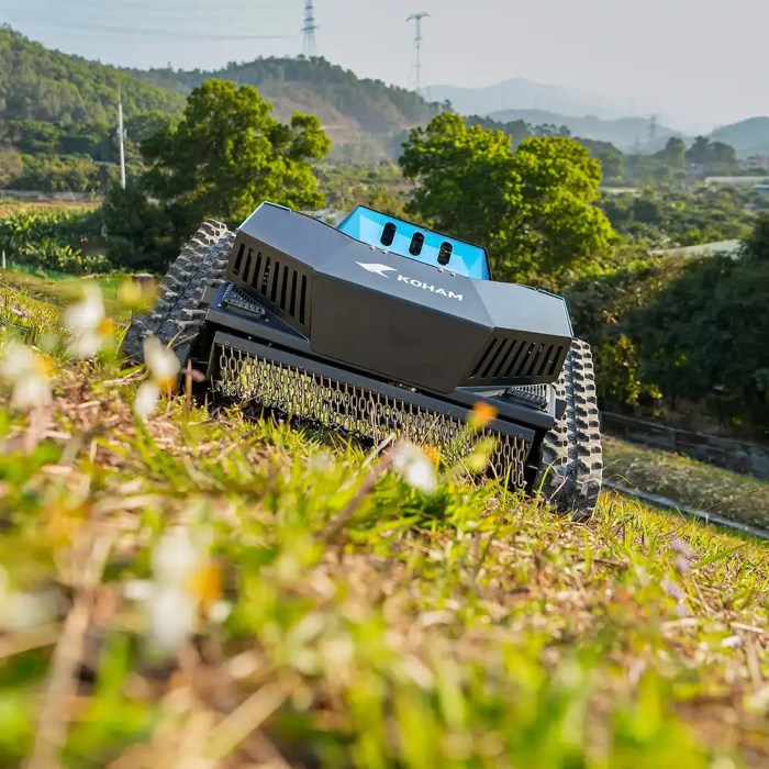 Funk-Raupenmäher KOHAM KH-LM2427B – 68,5 cm Schnittbreite