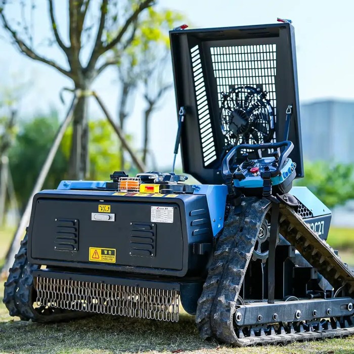 Funk-Raupenmäher KOHAM KH-LM2427B – 68,5 cm Schnittbreite